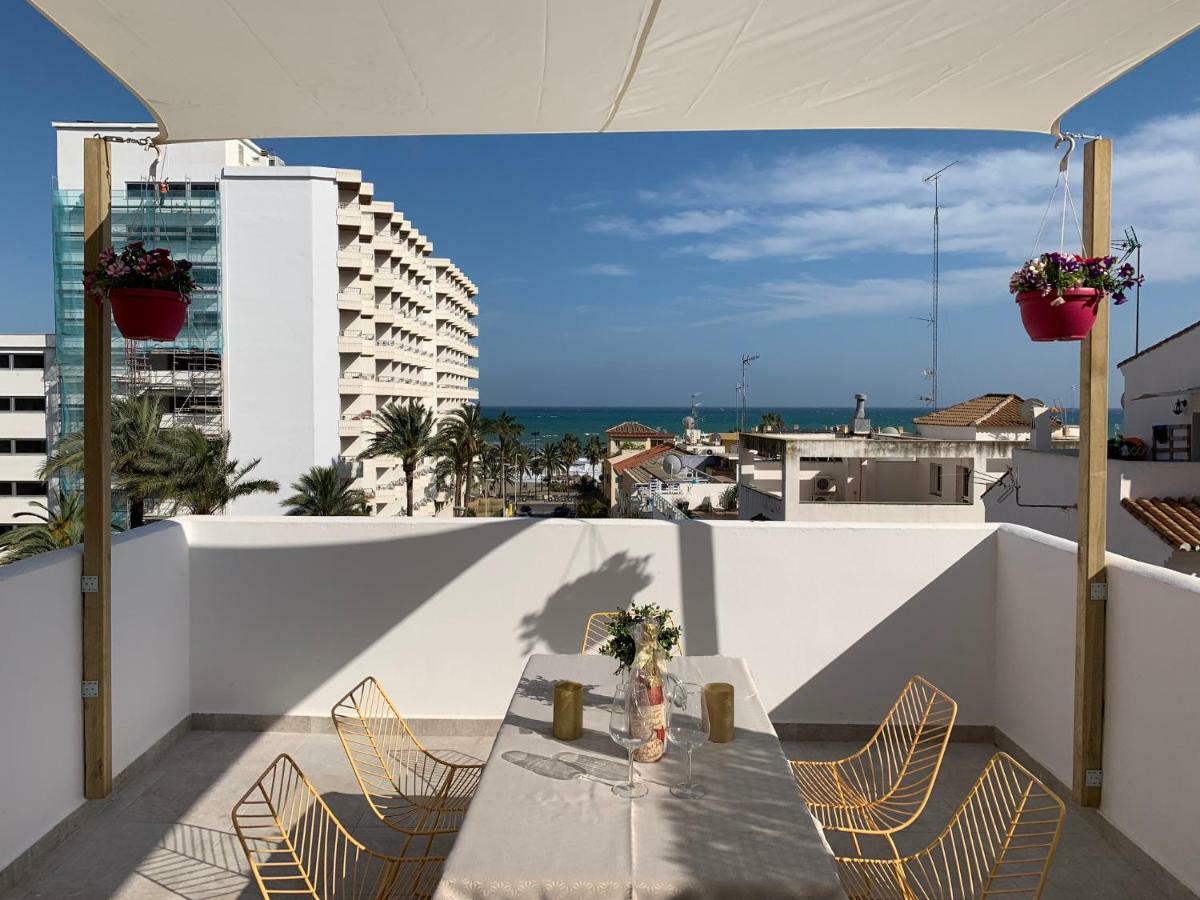 Apartamento Lujoso duplex en la playa con vistas al mar Torremolinos Exterior foto