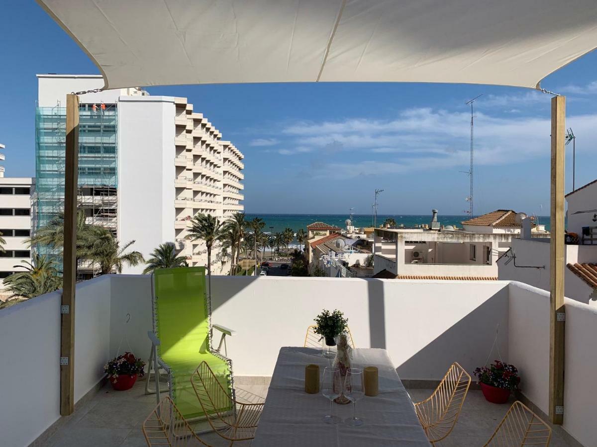 Apartamento Lujoso duplex en la playa con vistas al mar Torremolinos Exterior foto